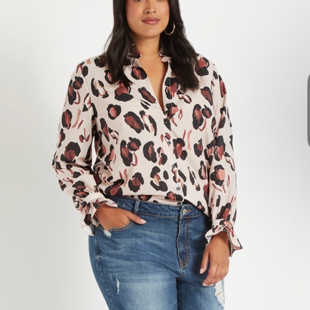 ELOQUII Printed Button Down shirt with Ruffle Neck Brand New Size 18